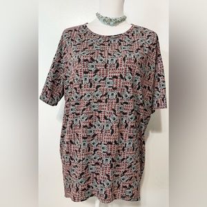 Great condition Minnie Mouse Lularoe Irma top size S